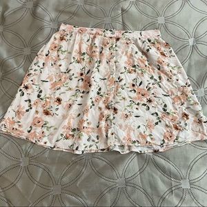 Forever 21 floral skirt size medium